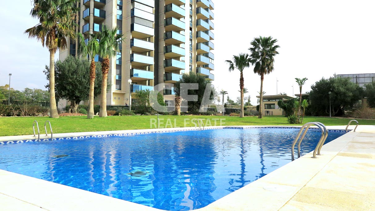 apartments-for-sale-benidorm-kronos-building-pool